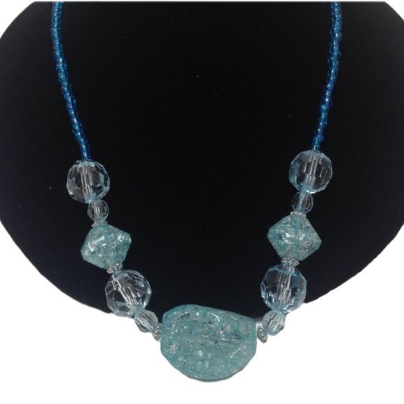 Vintage Crackle Bead Necklace - Picture 2 of 3